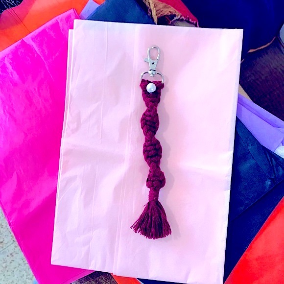 HP🥳New~Macrame Keychains, Key-Ring Wristlets+Much More Handmade BridalPartyGift - Picture 9 of 16